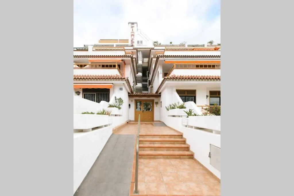 Summer Home: Sun And Beach In A Prime Location Arona  0*, Arona (Tenerife)